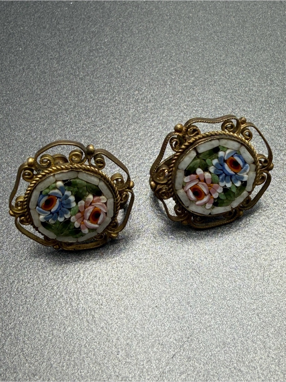 ❤️2/$80 Vintage Floral Micro-Mosaic screw back Earrings - Gold Tone #49mo